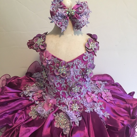 Beautiful girls purple lace satinglitz dress available in 2-3